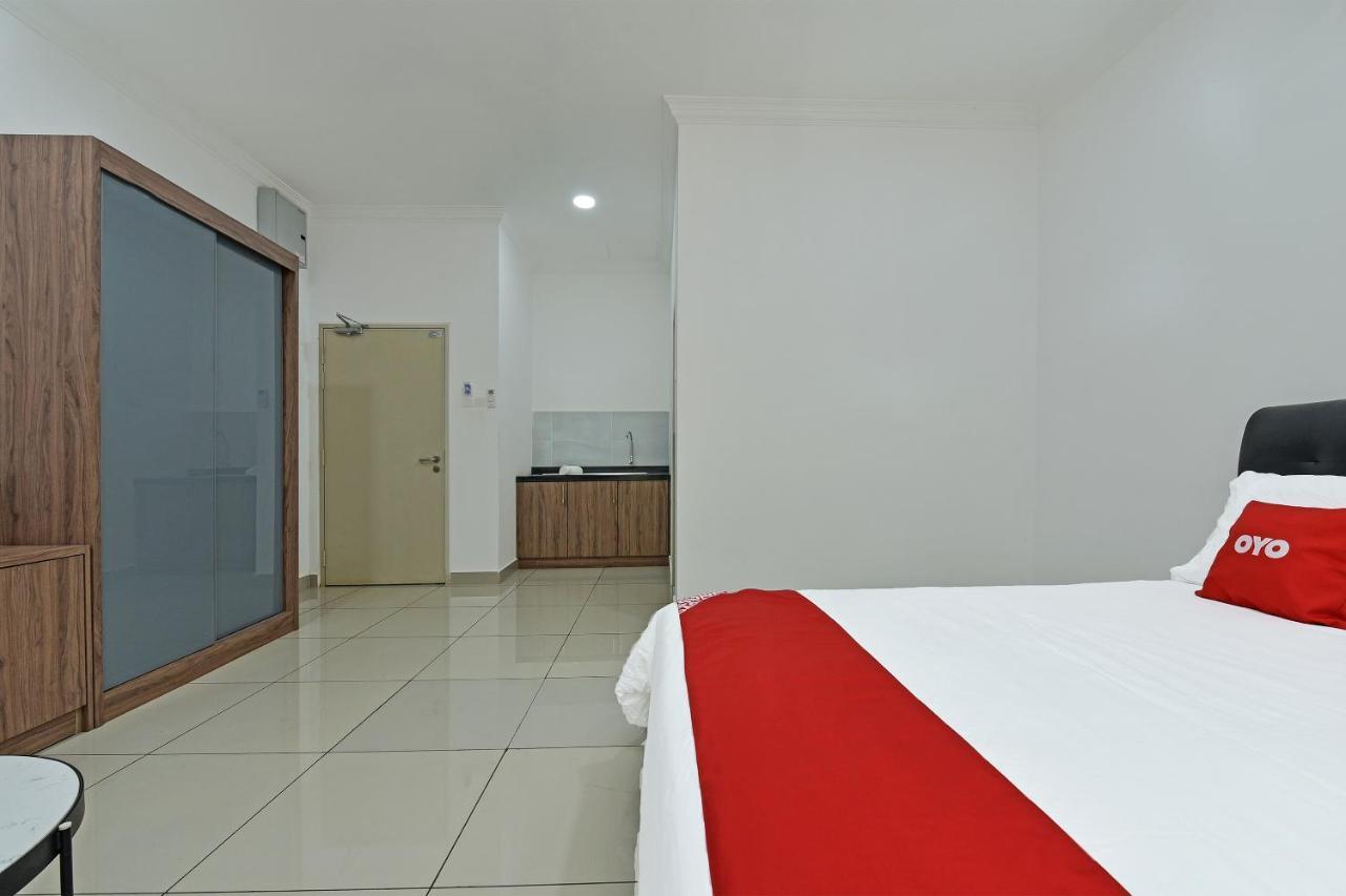 Capital O 90614 Cvia Ummul Hotel Padang Besar Kültér fotó